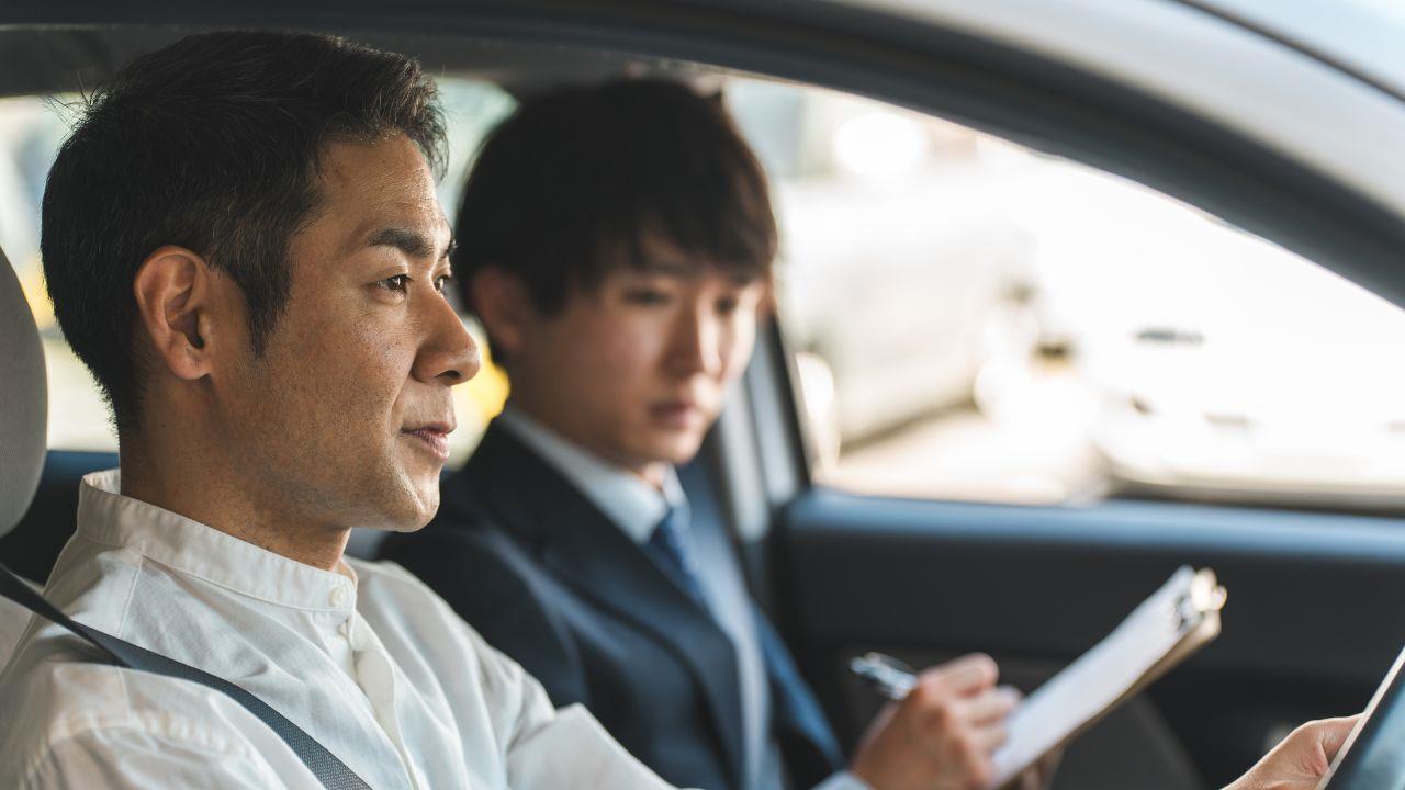 通学・合宿免許を利用する