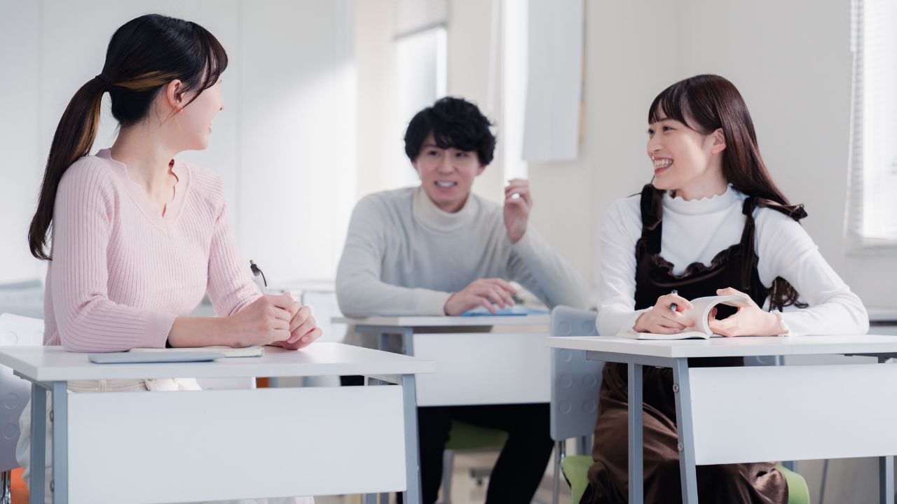 仲間との交流でアドバイスをもらう