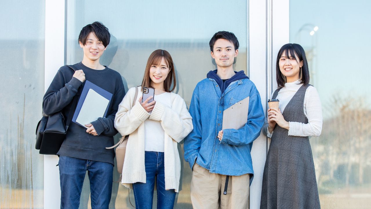 【卒業生アンケート】空き時間の過ごし方で一番多かったのは”勉強”