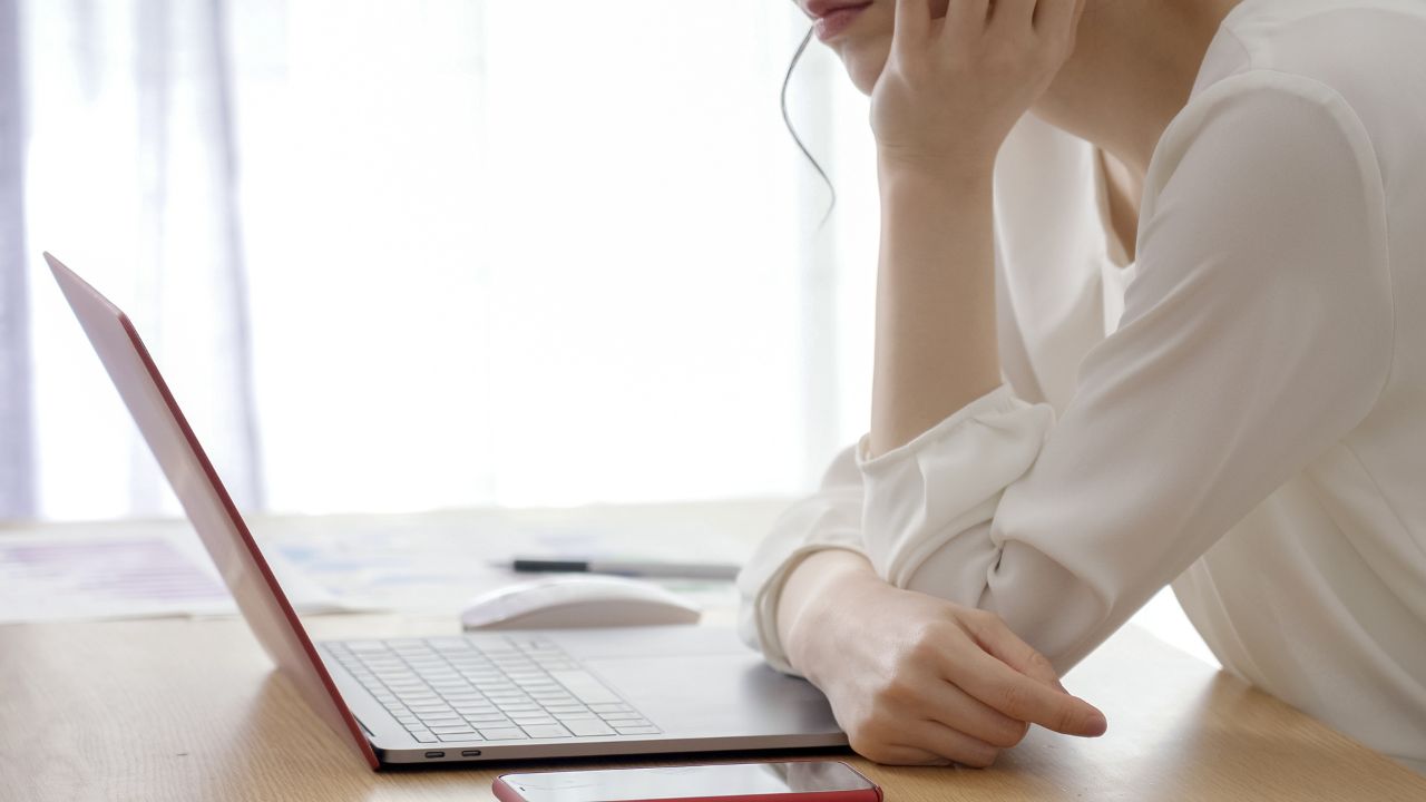 事前に知っておくべき延泊のおもな理由