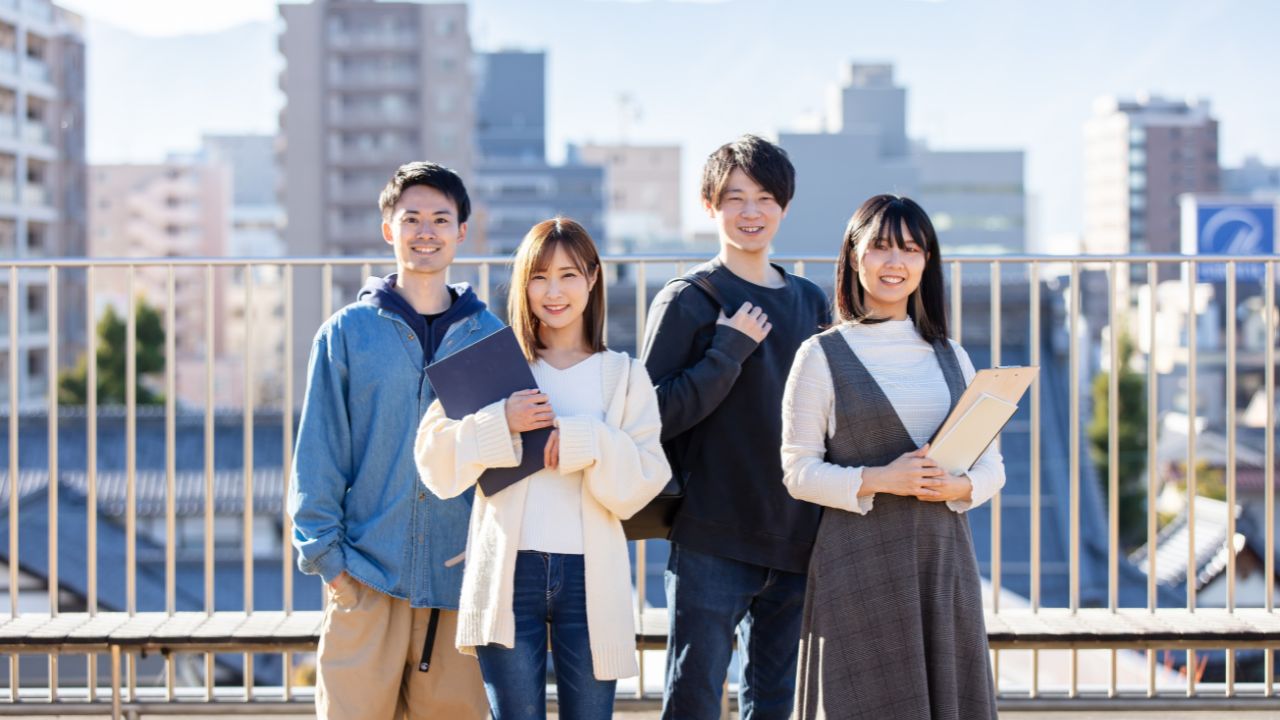 【合宿免許の卒業生アンケート】着替えの量と持って行けばよかった持ち物