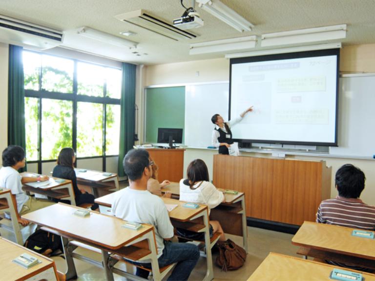 蒲郡自動車学校の画像3